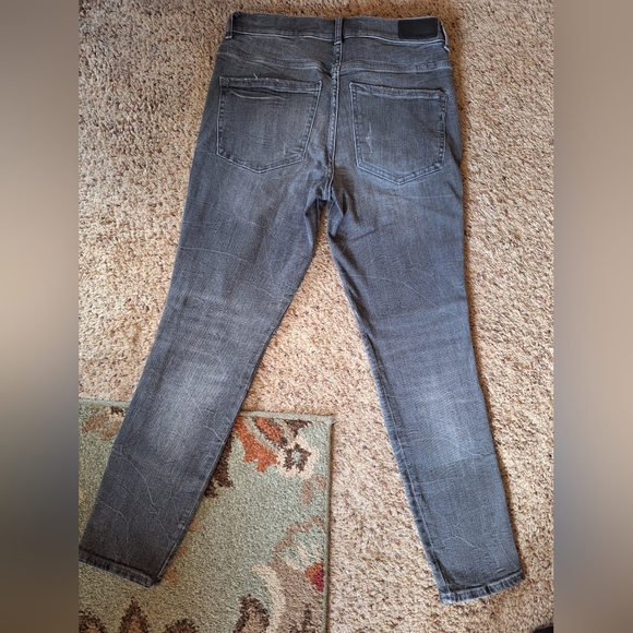 NWT Express Denim Perfect Jeans High Rise Cropped Legging Women's Size 6 - Picture 2 of 5